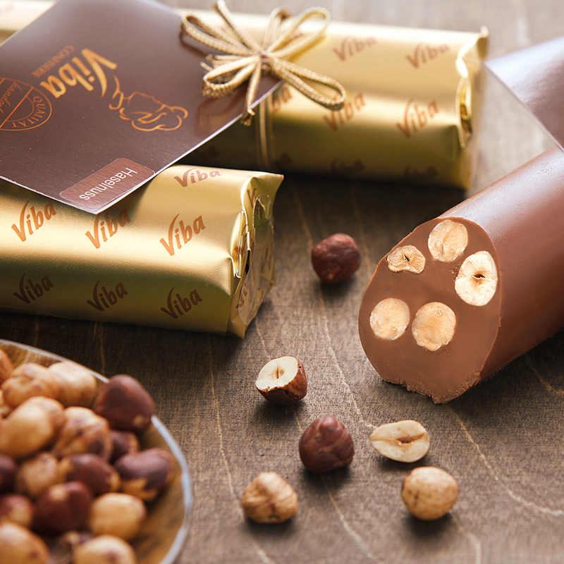 Viba Nougatstange mit ganzen Haselnüssen