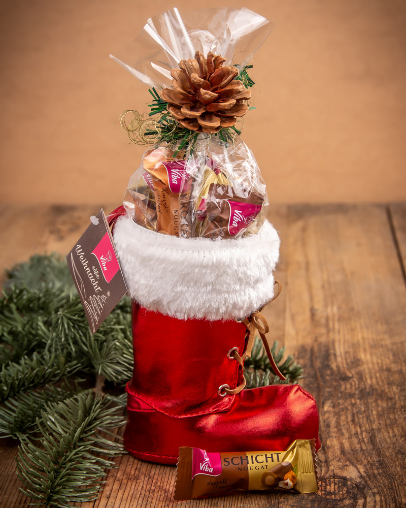 Viba Brillant-Stiefel gefüllt mit Viba Nougat Minis